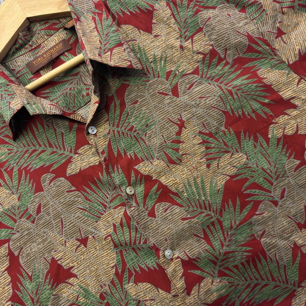 Tori Richard Shirt Mens XL Red Brown Tropical Hawaiian Leaf Button Front‎